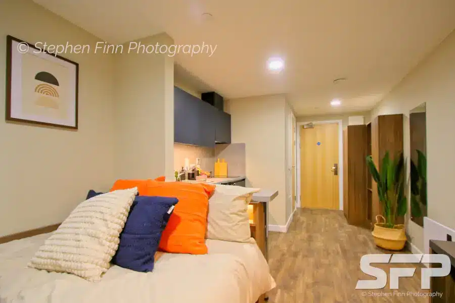 Stanley Studios Dundee show flat - bed